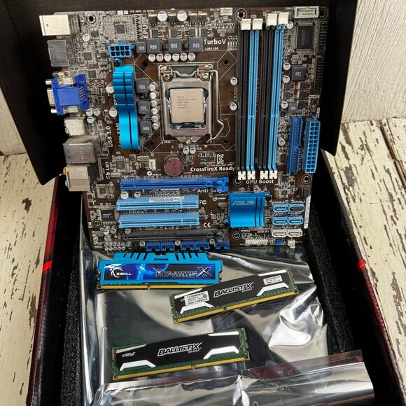 ASUS PBH67-M Gaming Mother  Board and Memory Sticks Cards Ballistix Ripjaws - Picture 12 of 12